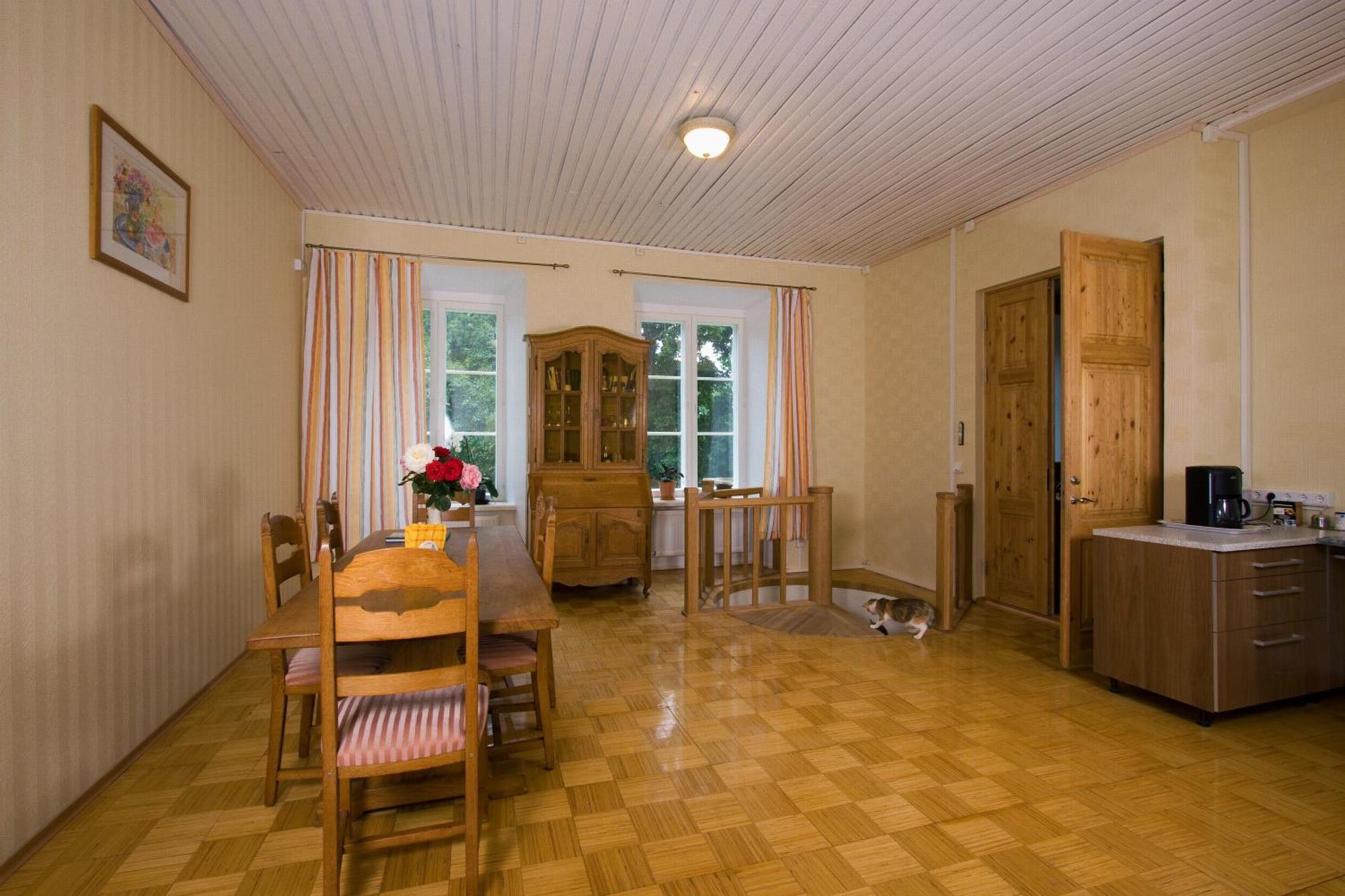 Отель Haeska Manor Экстерьер фото